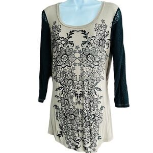 B.L.E.U. | Flocked Tunic Lace sleeves